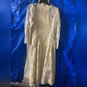 Scott McClintock Ivory Lace Long Sleeve Dress